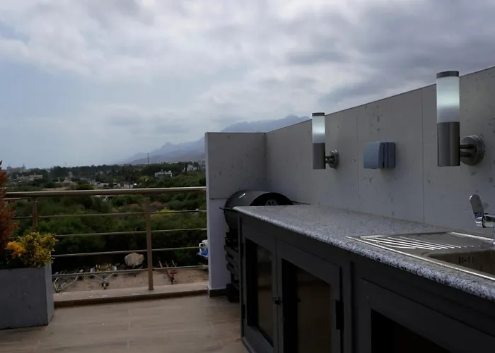 Spacious Two-bedroom With Sea View B3 *