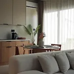 Spacious Two-bedroom With Sea View B3 公寓