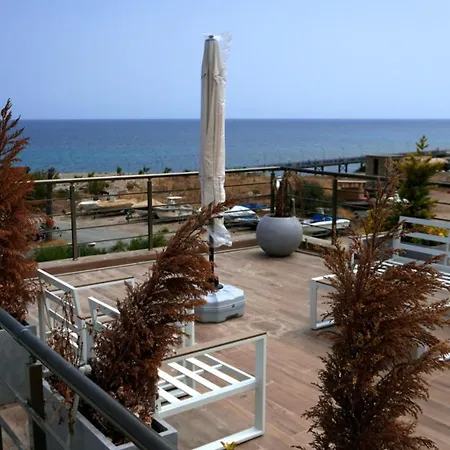 Spacious Two-bedroom With Sea View B3 * Кирения