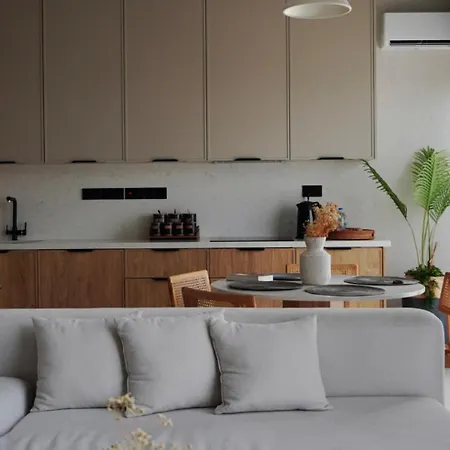 Spacious Two-bedroom With Sea View B3 Кирения