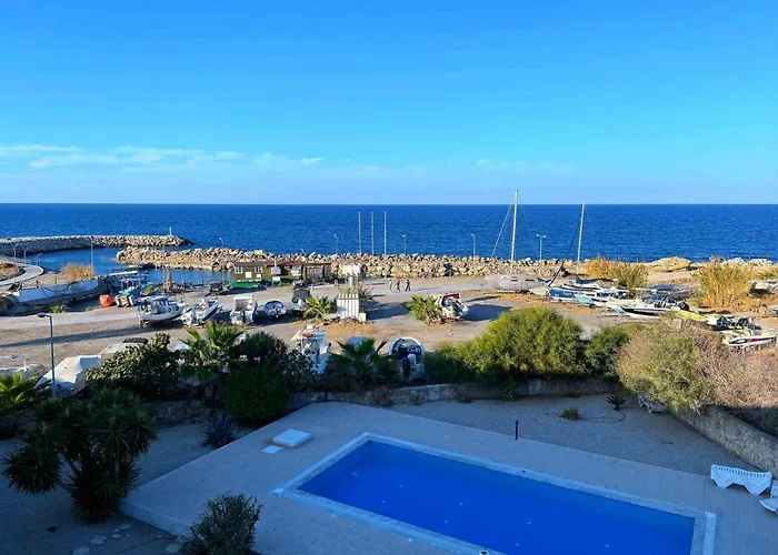 Spacious Two-bedroom With Sea View B3